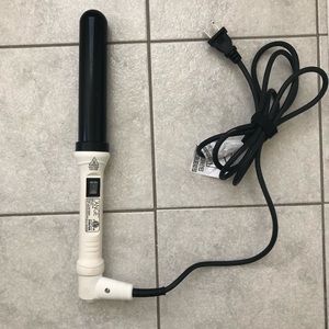 L’ange 32mm ceramic Ondulé curling wand